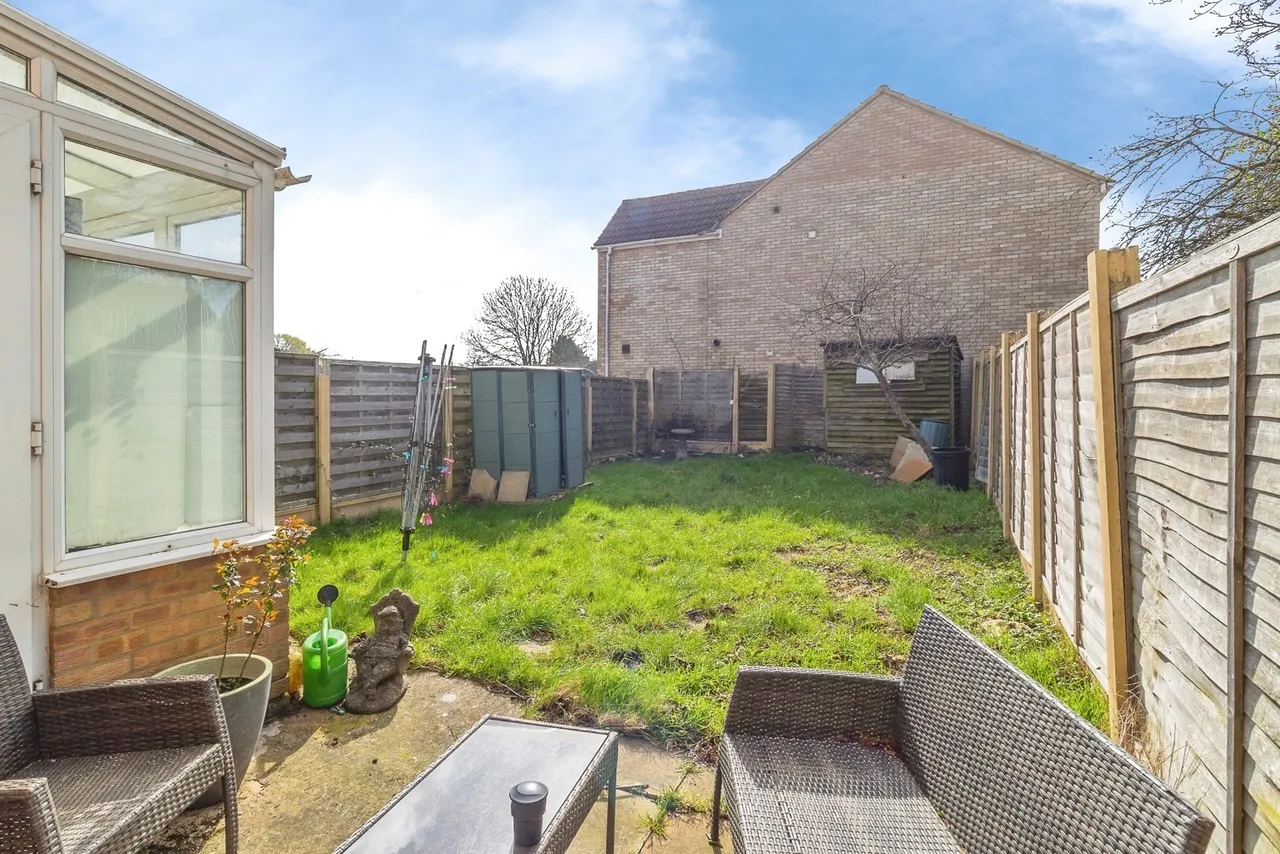 Buckfast Avenue, Bletchley, Milton Keynes, Buckinghamshire, MK3, photo 18