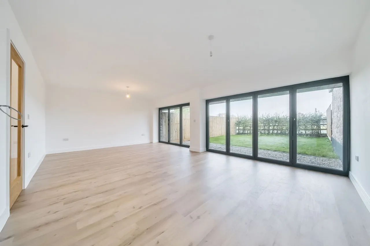 Somerset Court, Brinsea, BS49, photo 14