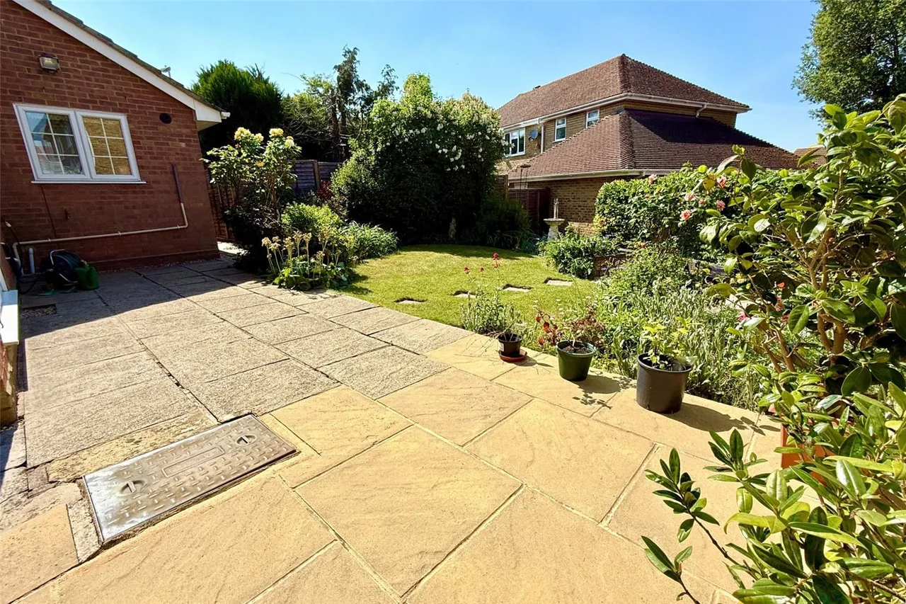 Aspen Gardens, Hook, Hampshire, RG27 9RB, photo 23