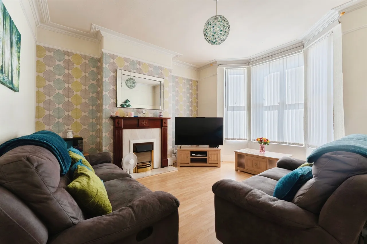 Balfour Road, Prenton, CH43, photo 2