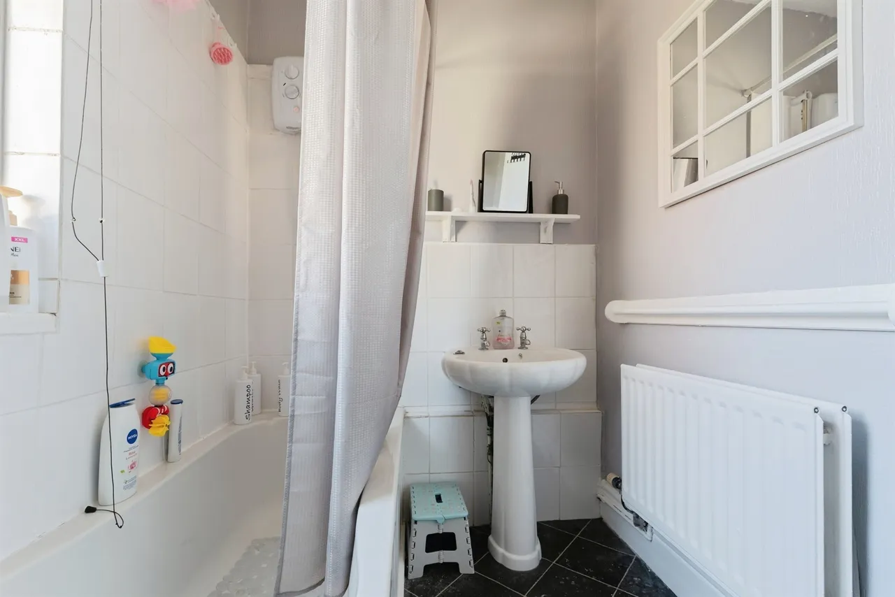 Balfour Road, Prenton, CH43, photo 13