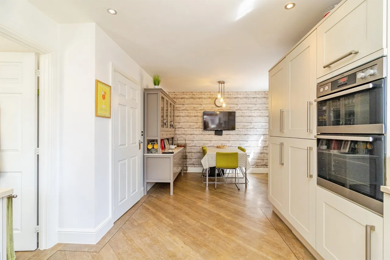 Grebe Drive, Leighton Buzzard, photo 7