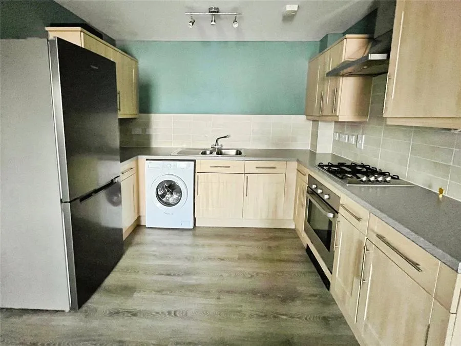Arnell Crescent, Redhouse, SN25, photo 5