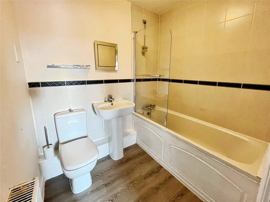 Arnell Crescent, Redhouse, SN25, photo 9