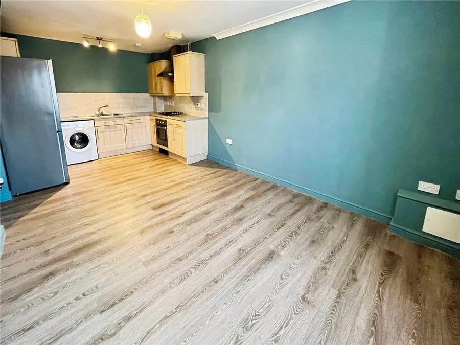 Arnell Crescent, Redhouse, SN25, photo 3
