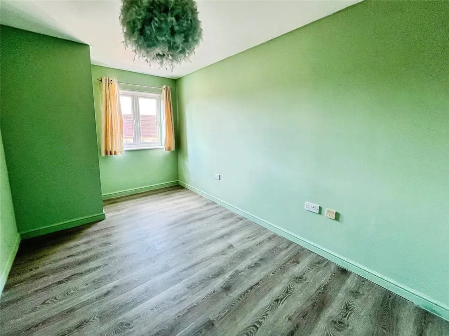 Arnell Crescent, Redhouse, SN25, photo 7