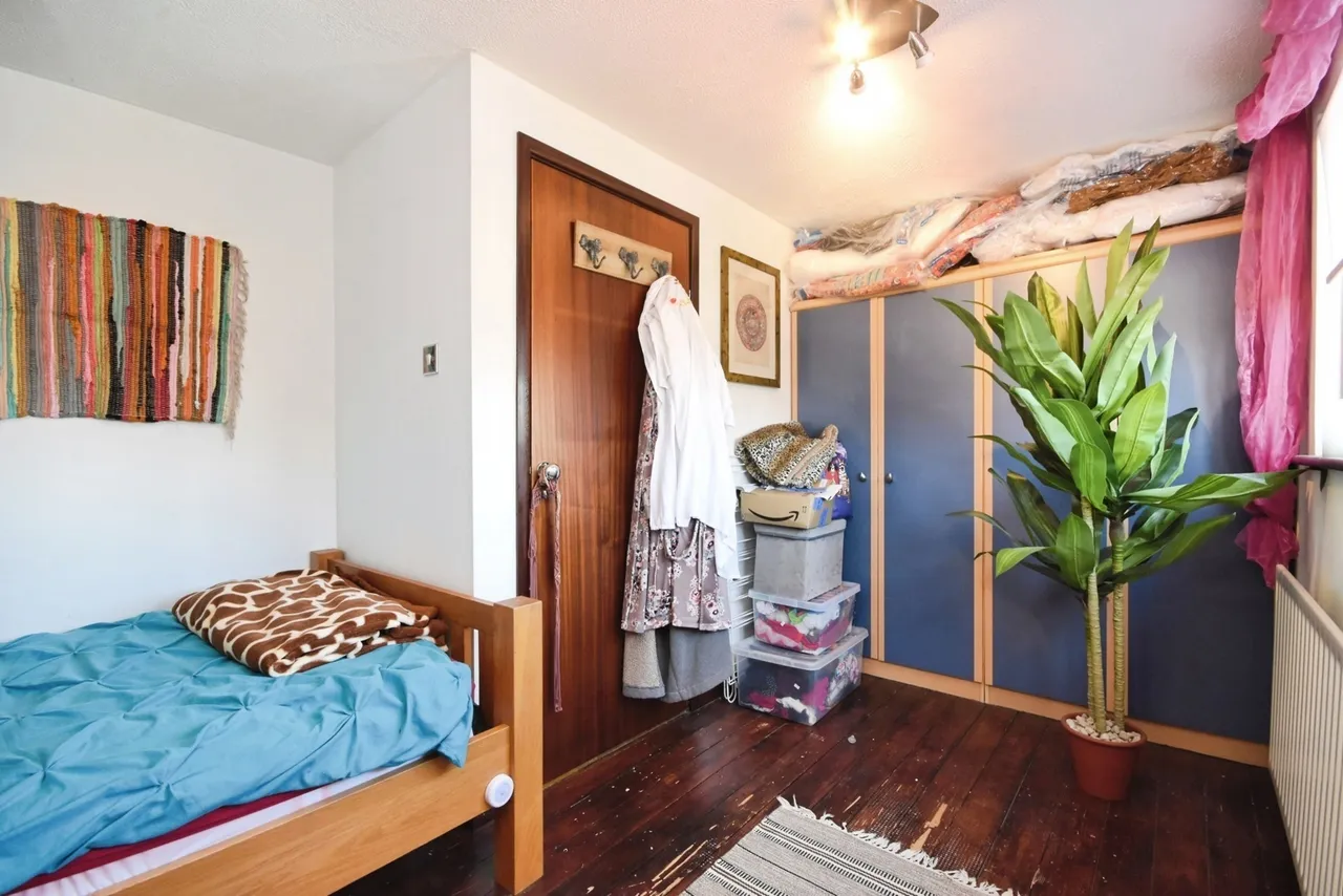 Sutton Court Drive, Rochford, Essex, SS4, photo 17