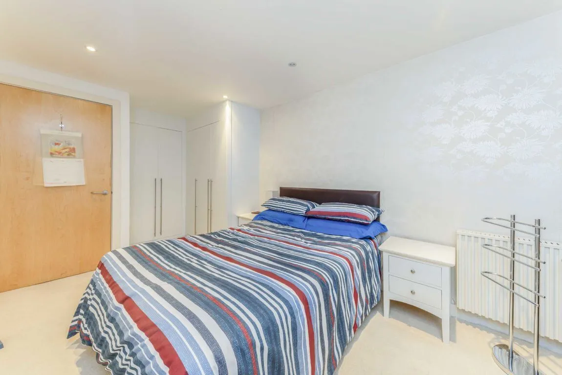 Hardwicks Square, SW18, photo 6