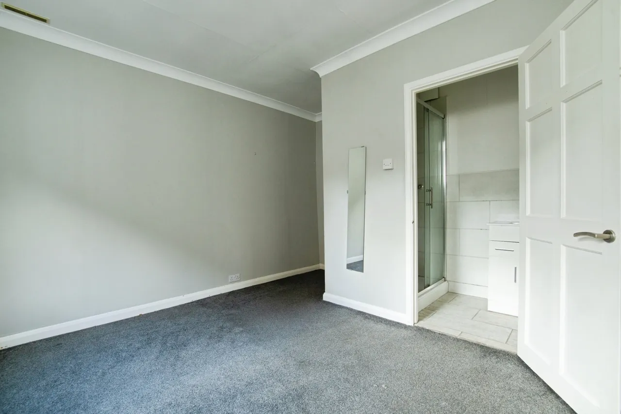 Milner Road, Caterham, Surrey, CR3, photo 16