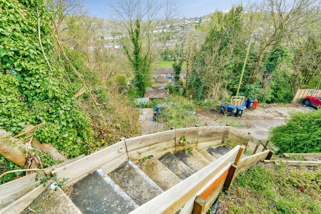 Milner Road, Caterham, Surrey, CR3, photo 6