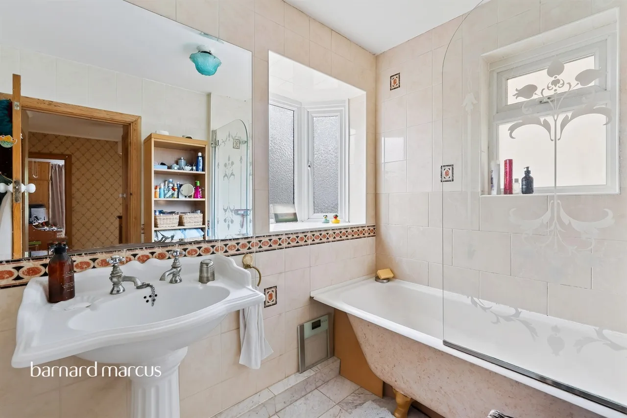 Chestnut Grove, New Malden, KT3, photo 9