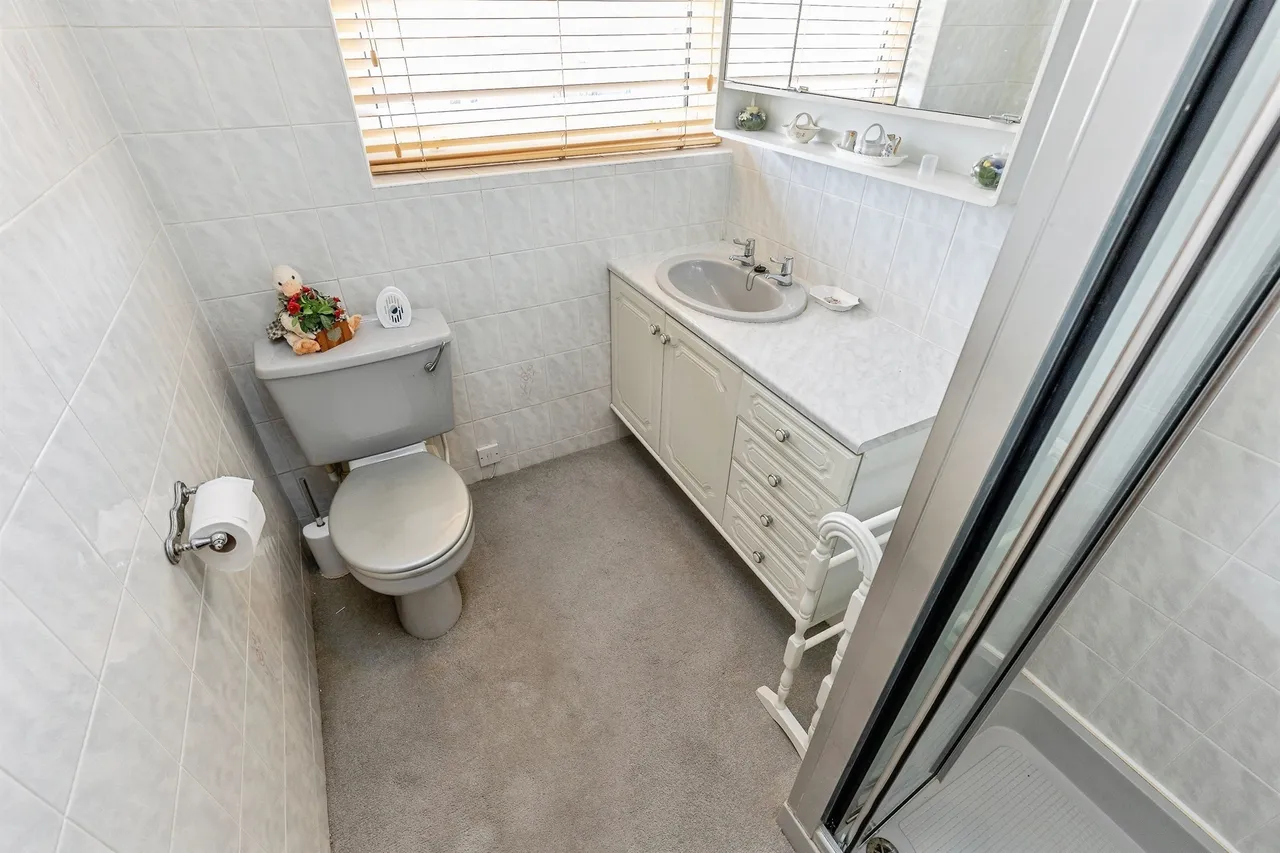 Court Farm Road, Longwell Green, BS30, photo 12