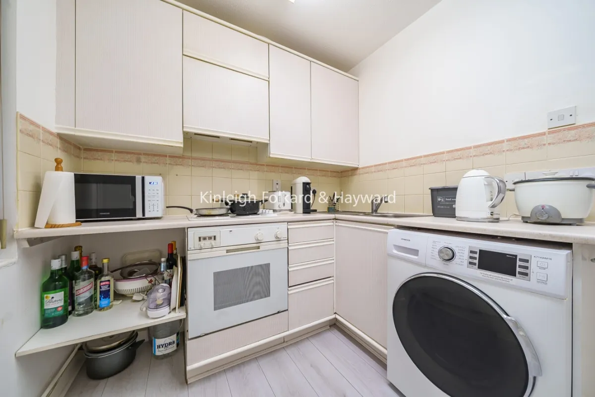 Widmore Road, Bromley, Kent, BR1, photo 5