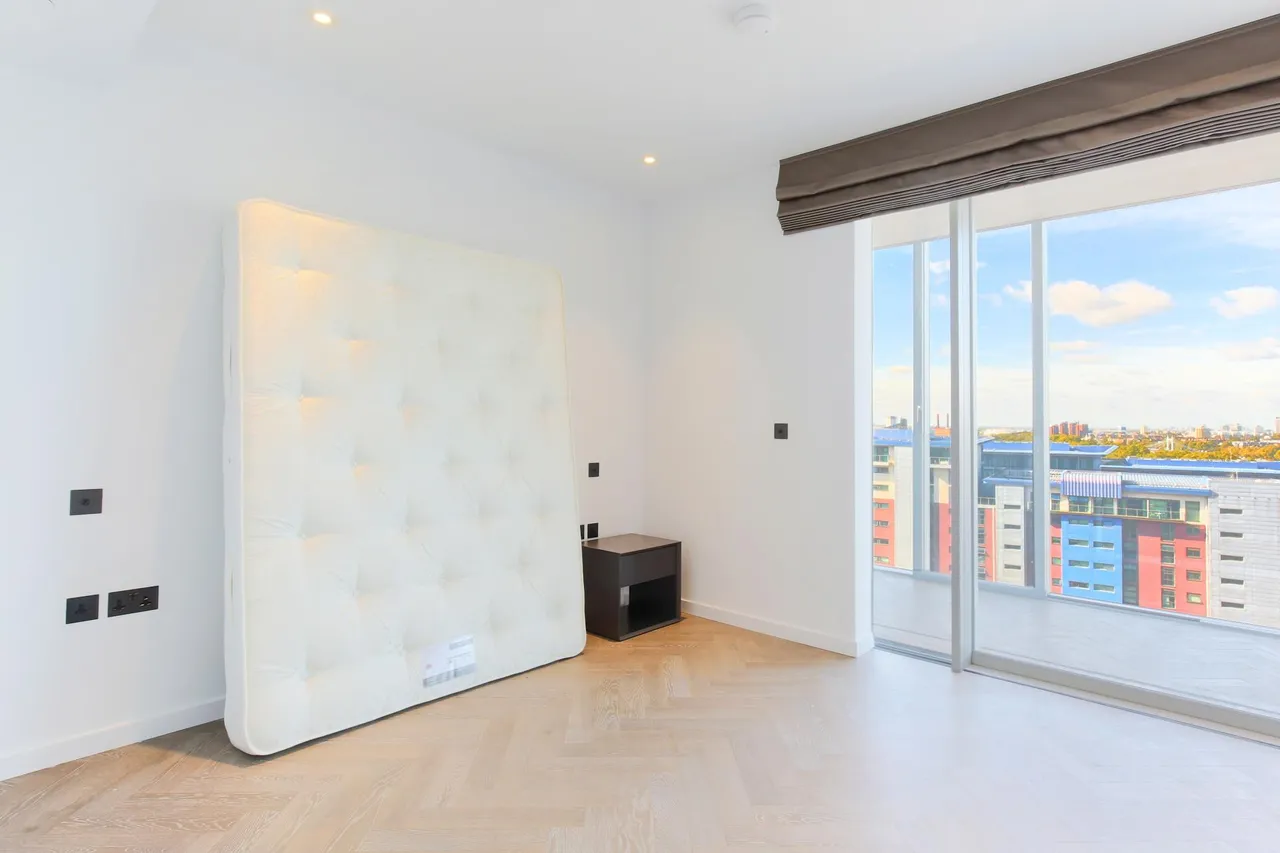 Pearce House, Battersea Power Station, SW11, photo 8