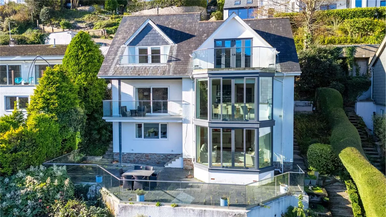 Swannaton Road, Dartmouth, Devon, TQ6 9RL, photo 2
