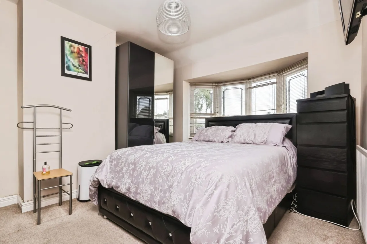 Thetford Road, Birmingham, B42, photo 9