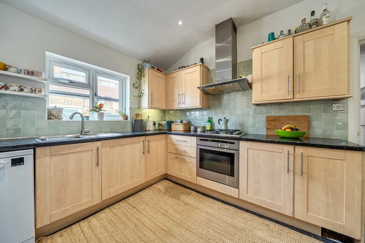 Eastcombe Avenue, SE7, photo 16