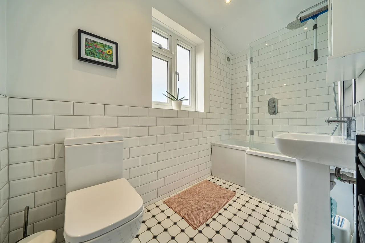Eastcombe Avenue, SE7, photo 6