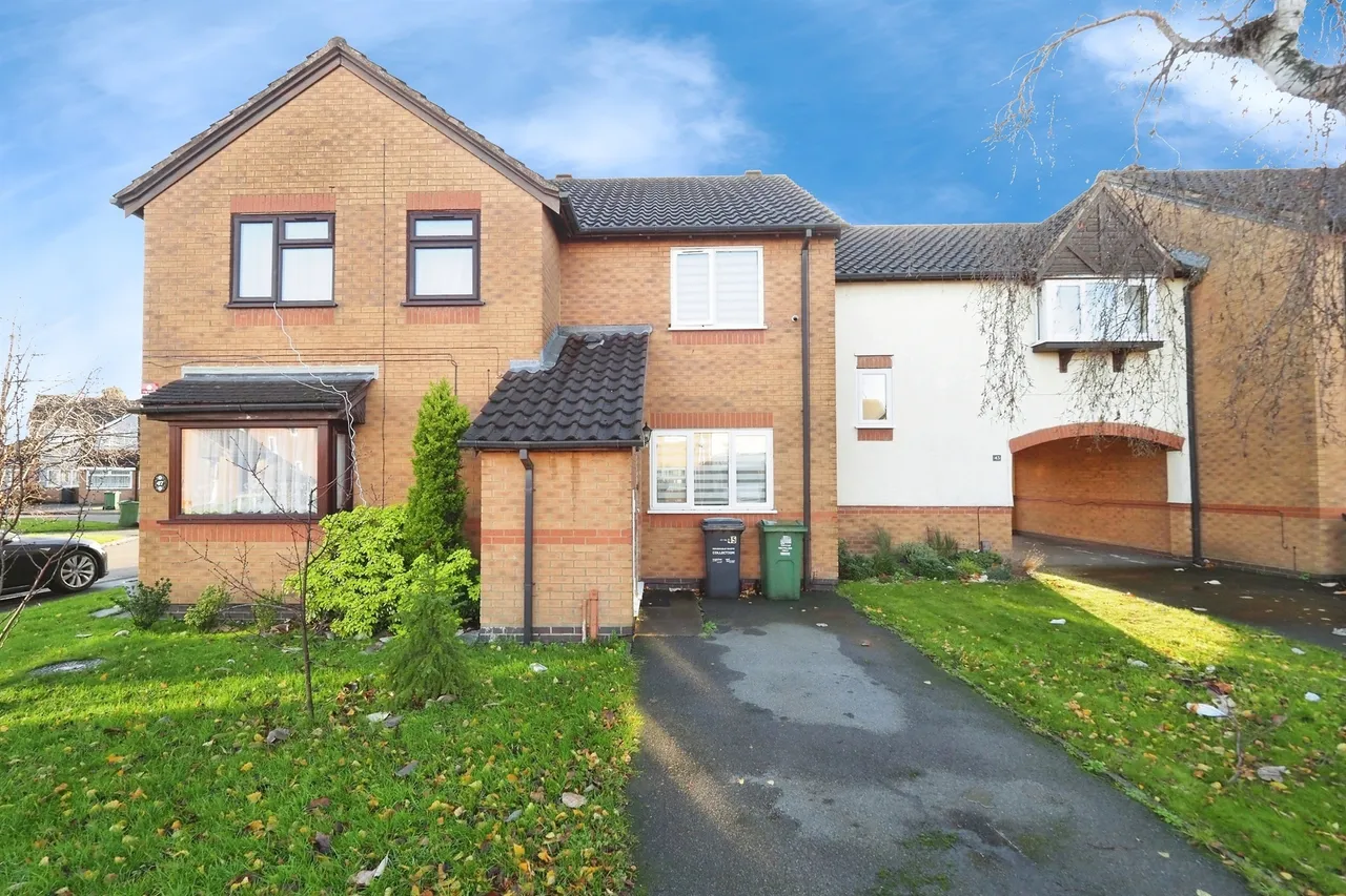 2 bed house for sale, Cabin Leas, Loughborough, LE11