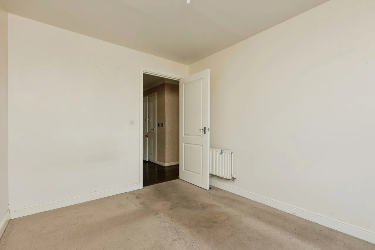 Admirals Way, Gravesend, DA12, photo 10