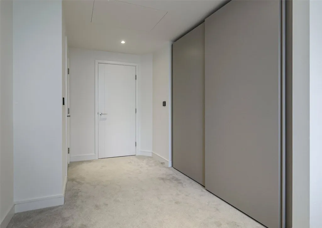 Marsh Wall, South Quay, E14, photo 17