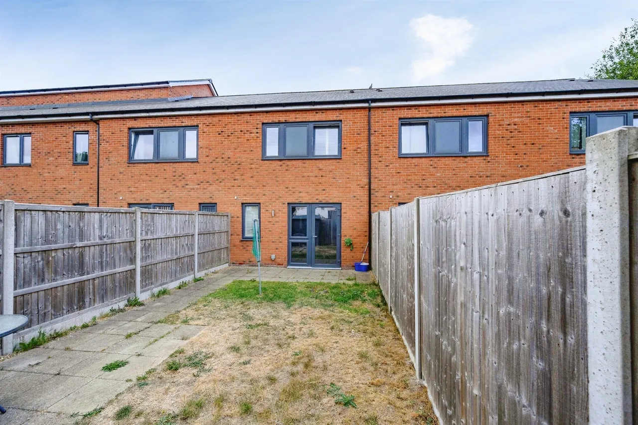 School End Crescent, Hemel Hempstead, HP1, photo 14