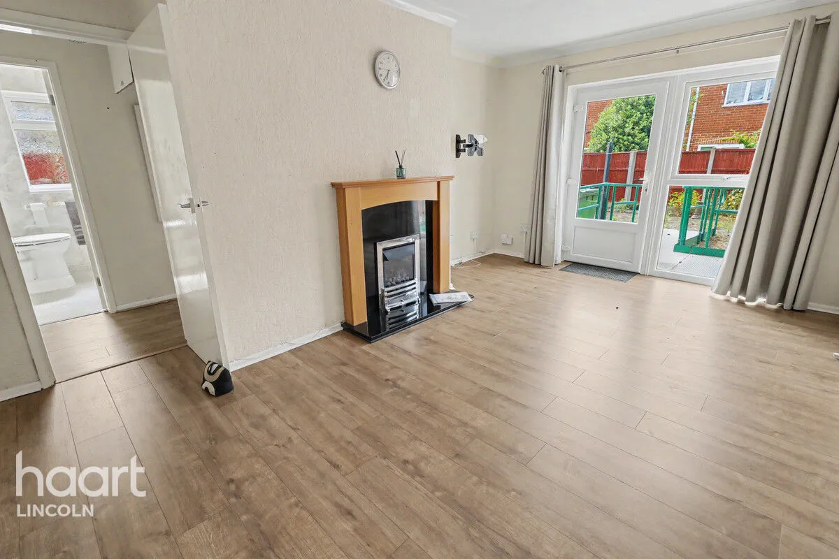 2 bed house for sale, Meadowlake Crescent, Lincoln, LN6