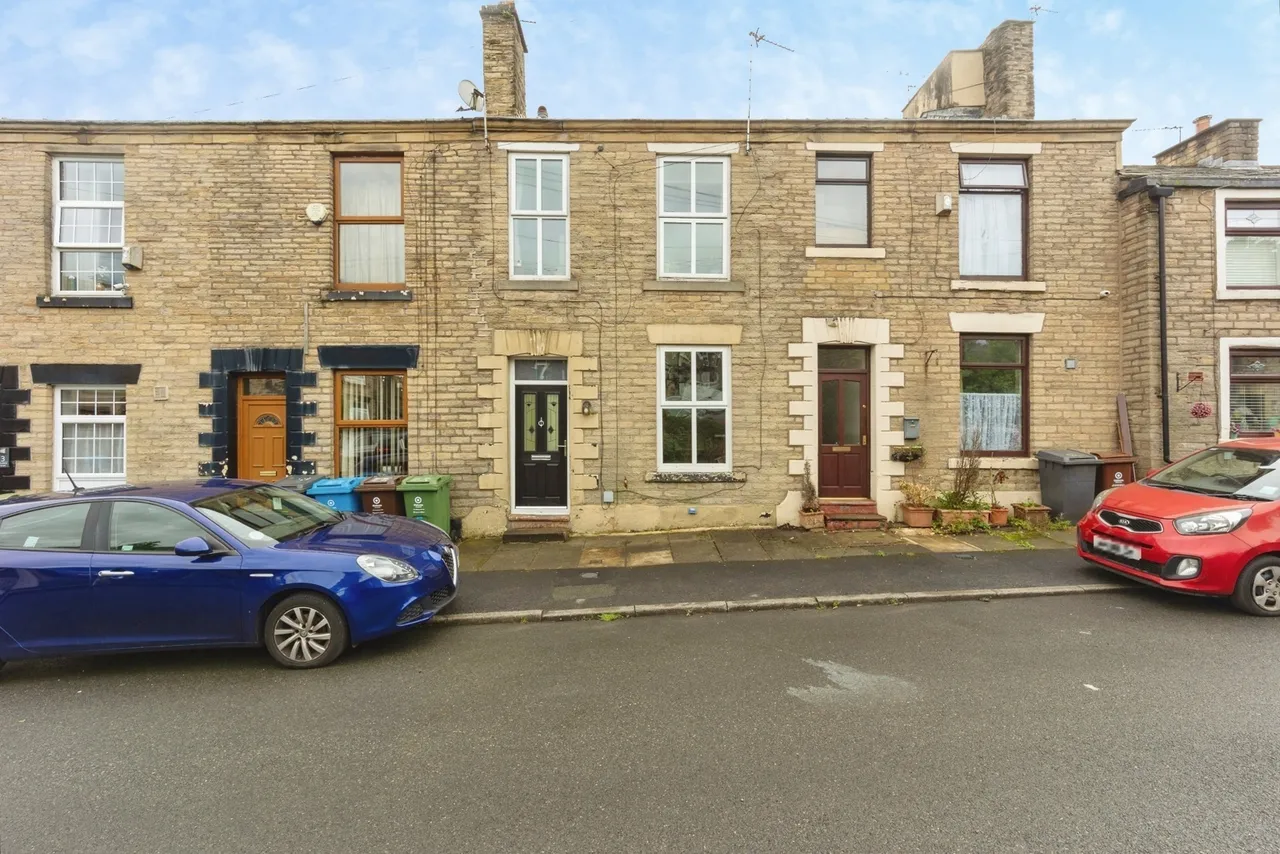3 bed house for sale — Woodend Street, OLDHAM, Lancashire, OL4