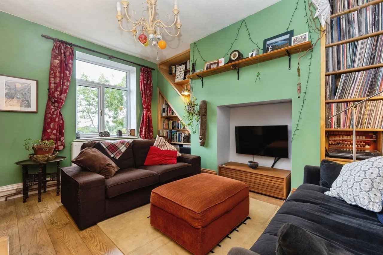 Woodend Street, OLDHAM, Lancashire, OL4, photo 5