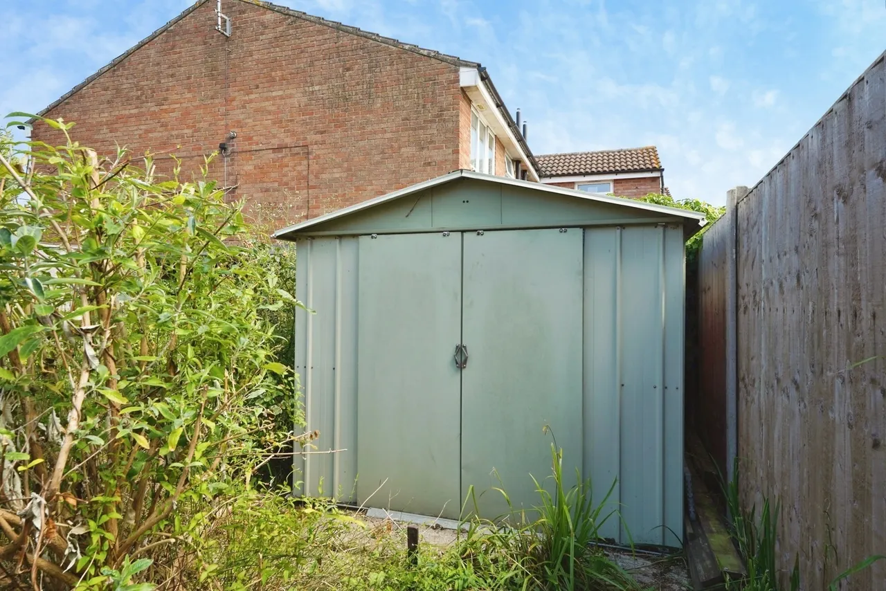 Druids Oak, Quedgeley, Gloucester, Gloucestershire, GL2, photo 16