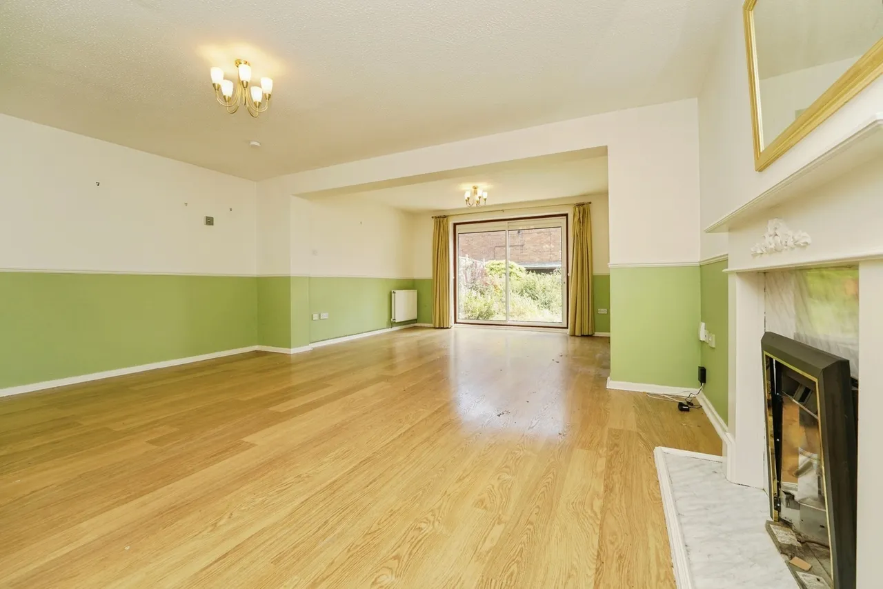 Druids Oak, Quedgeley, Gloucester, Gloucestershire, GL2, photo 13