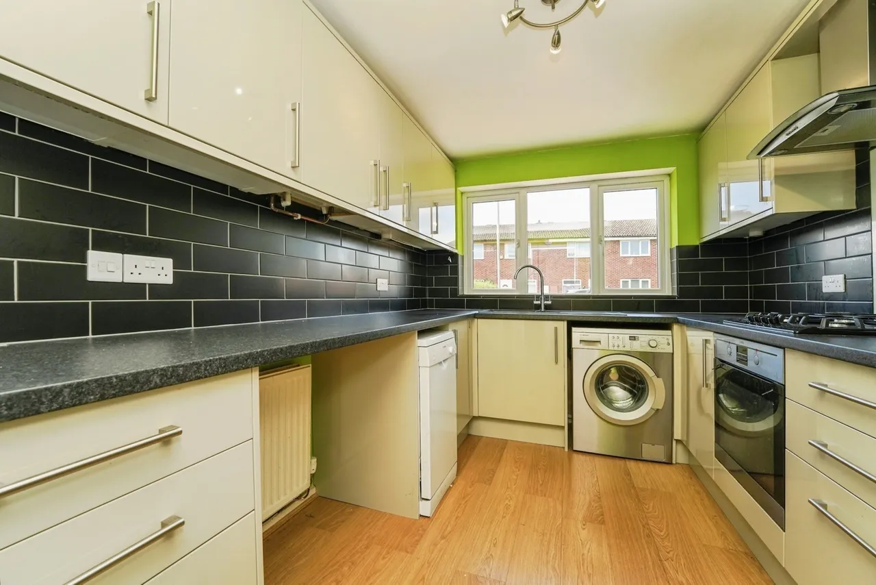 Druids Oak, Quedgeley, Gloucester, Gloucestershire, GL2, photo 6
