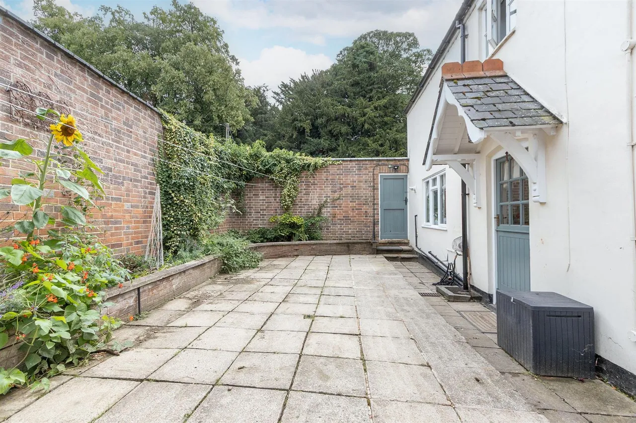 High Street, Hallaton, LE16, photo 19