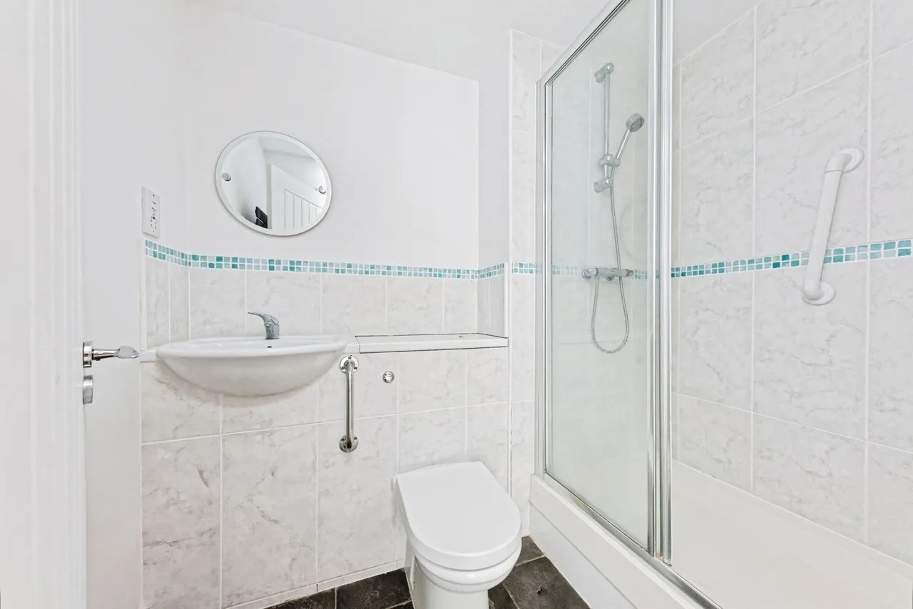 Victoria Row, Ramsgate, CT11, photo 12