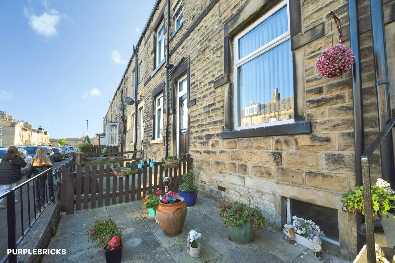 Peterborough Terrace, Bradford, BD2, photo 3
