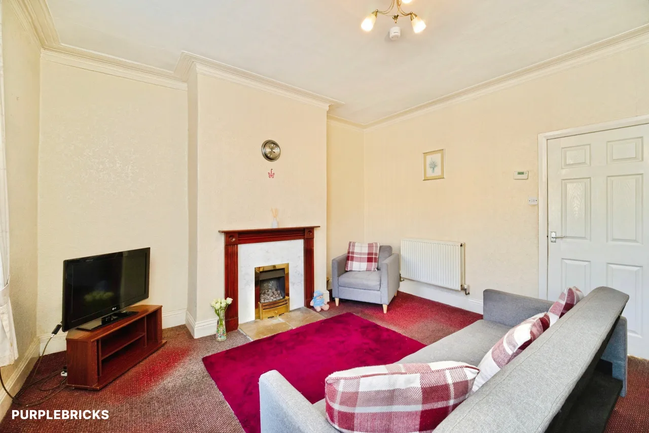 Peterborough Terrace, Bradford, BD2, photo 8