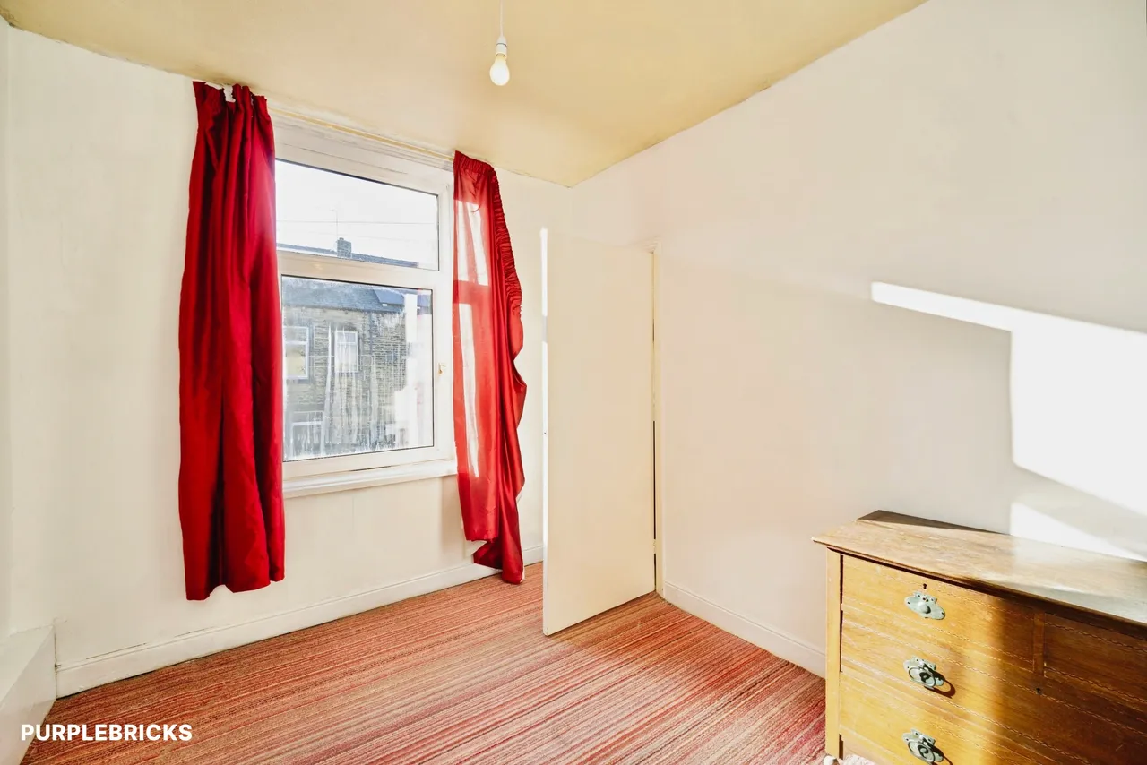 Peterborough Terrace, Bradford, BD2, photo 13