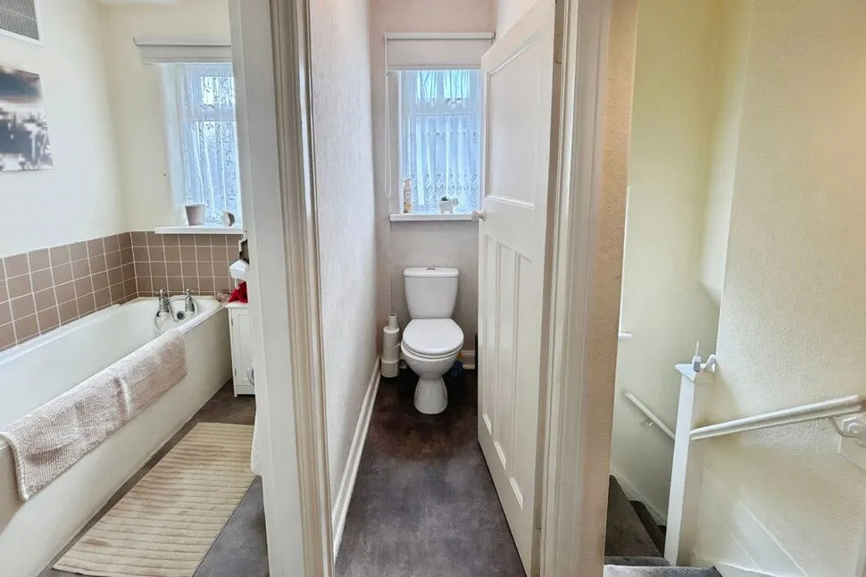 Fernlea Crescent, Swinton, M27, photo 10