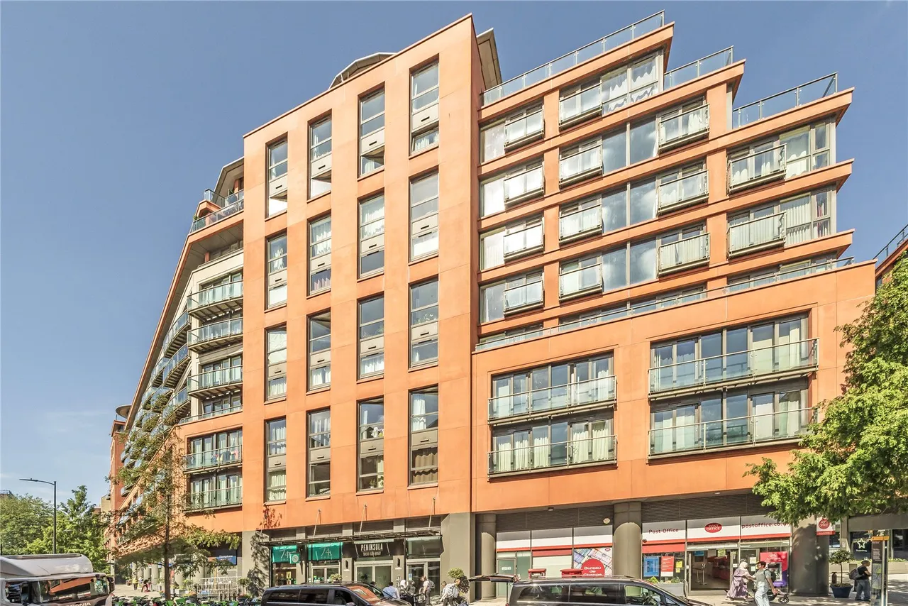 2 bed flat to rent, Praed Street, London, W2