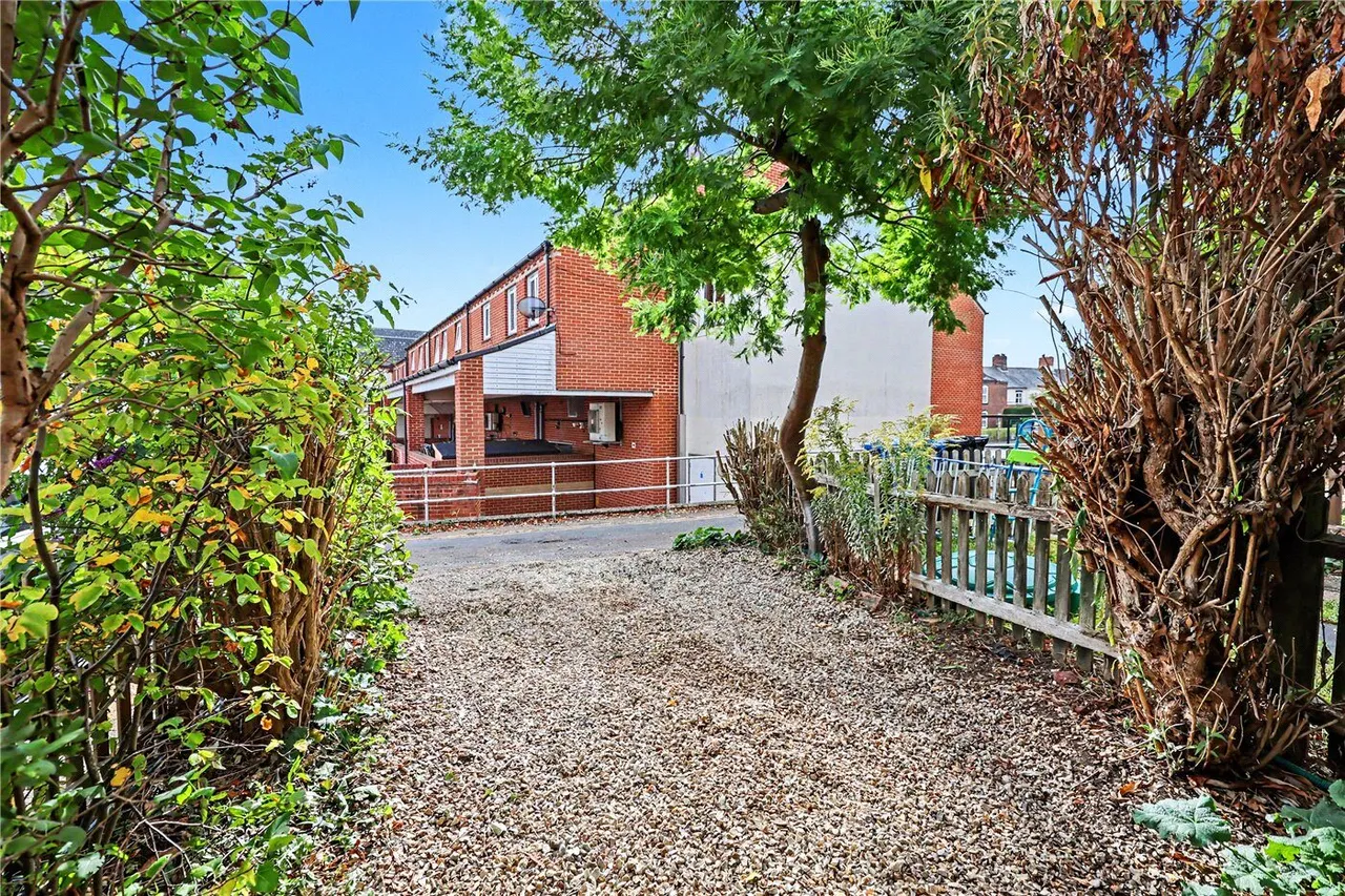 Alma Terrace, Norwich, NR3, photo 14