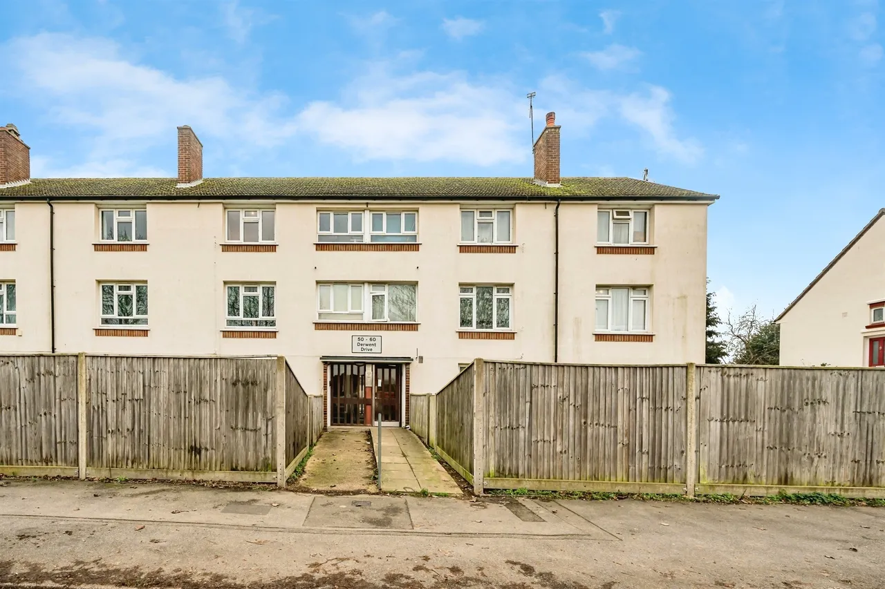 Derwent Drive, Slough, SL1, photo 5