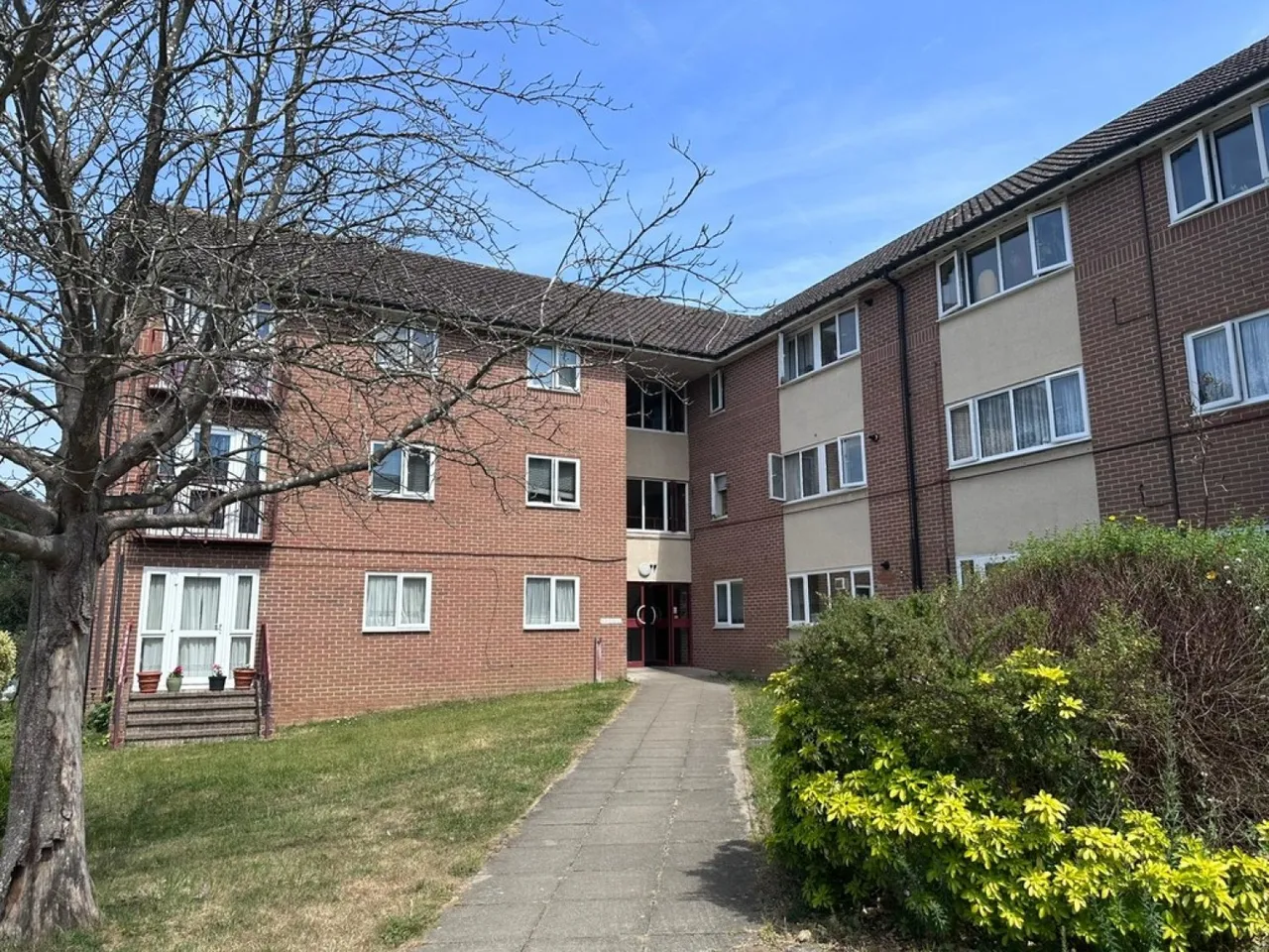Mulgrave Way, Knaphill, Woking, photo 10