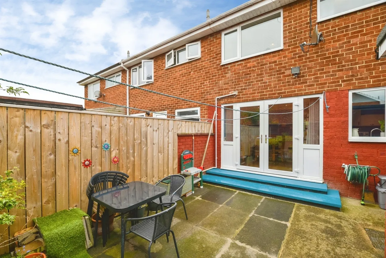 Staveley Walk, Ormesby, TS7, photo 15