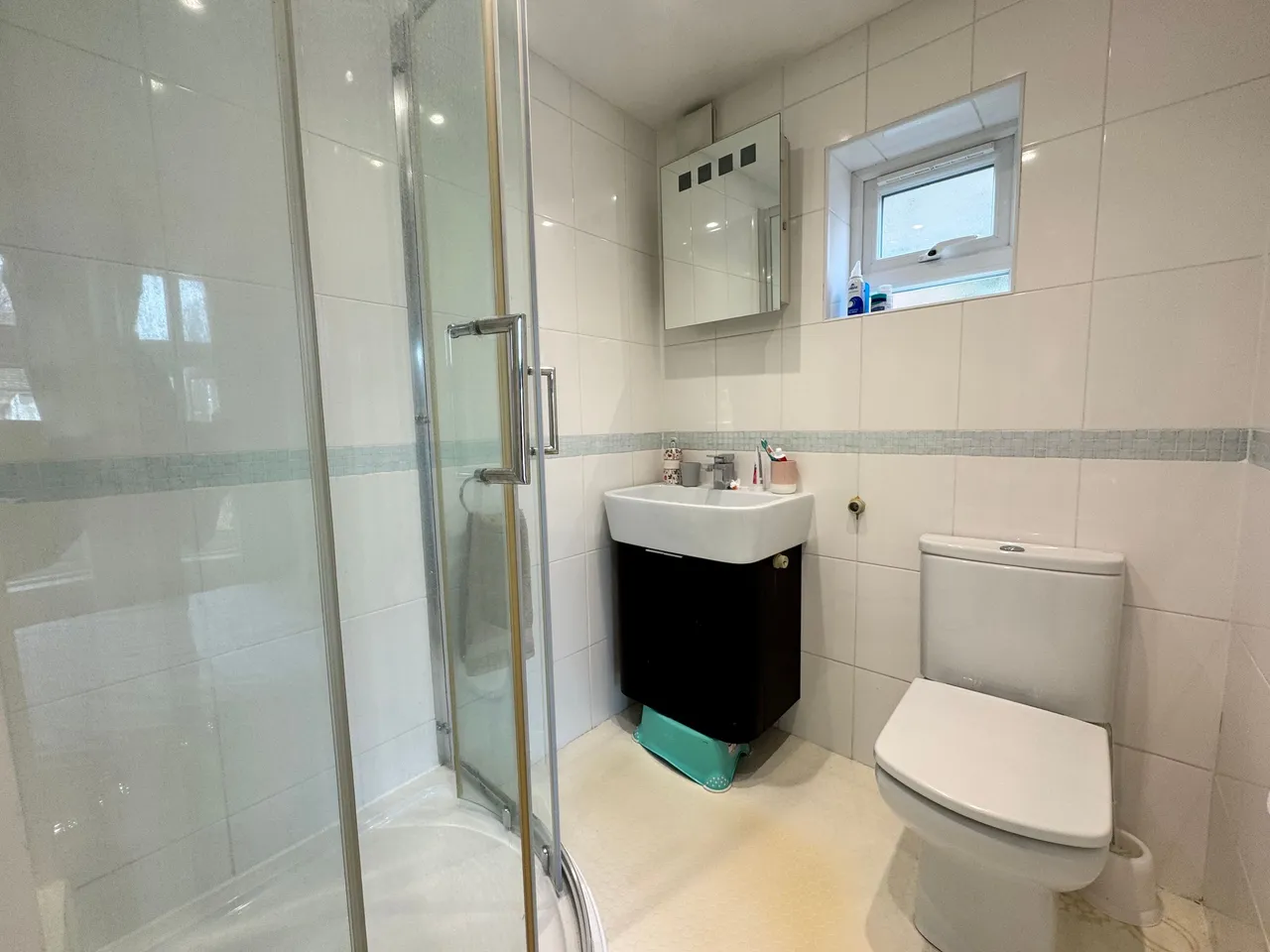 St. James's Place, Cranleigh, GU6, photo 8