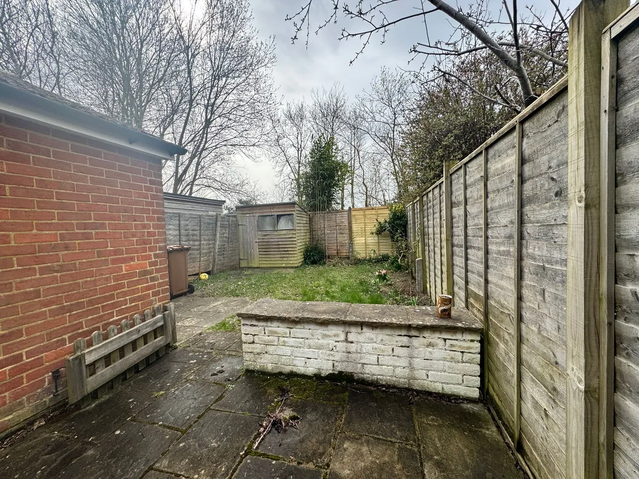 St. James's Place, Cranleigh, GU6, photo 9