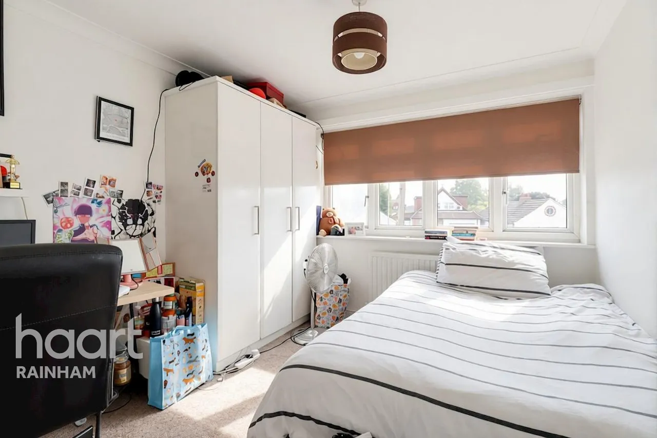 Parsonage Road, Rainham, RM13, photo 11