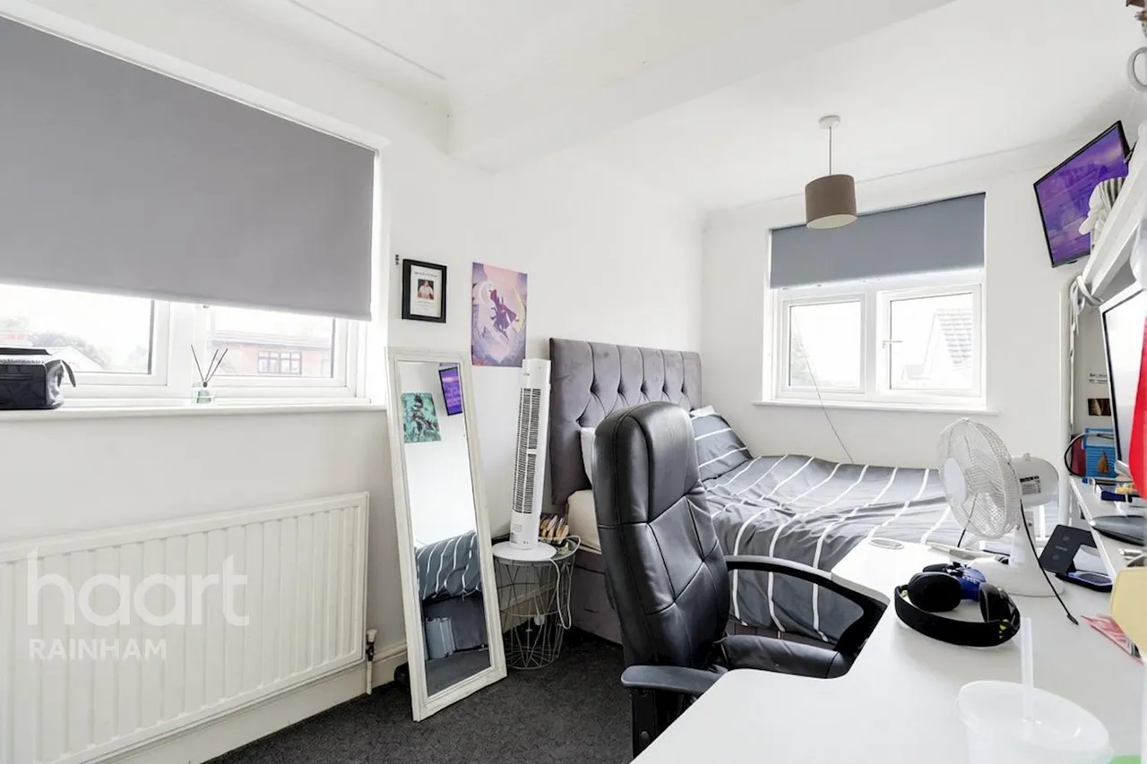 Parsonage Road, Rainham, RM13, photo 12