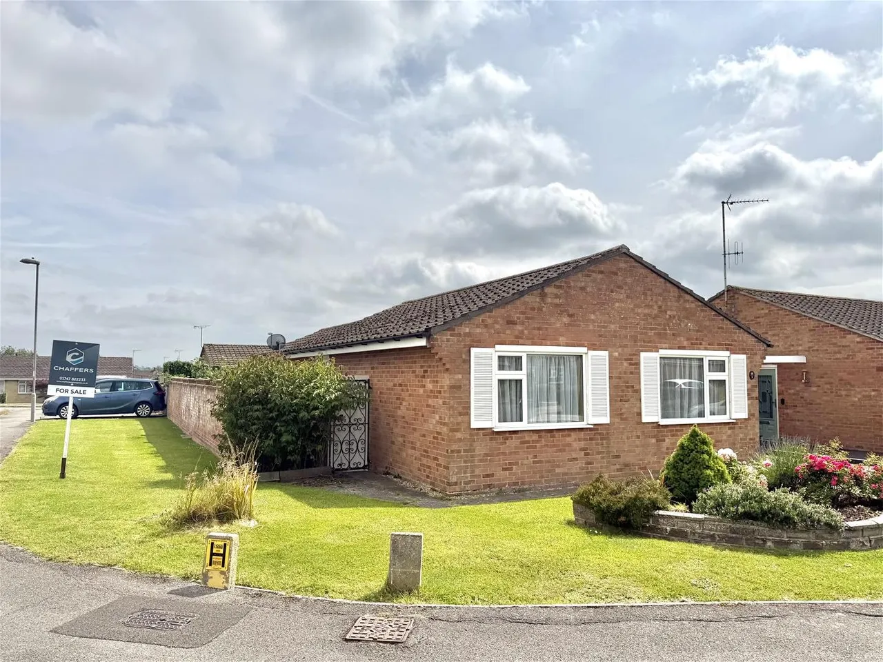 2 bed house for sale — Avondale Gardens, Gillingham, Dorset SP8 4RW