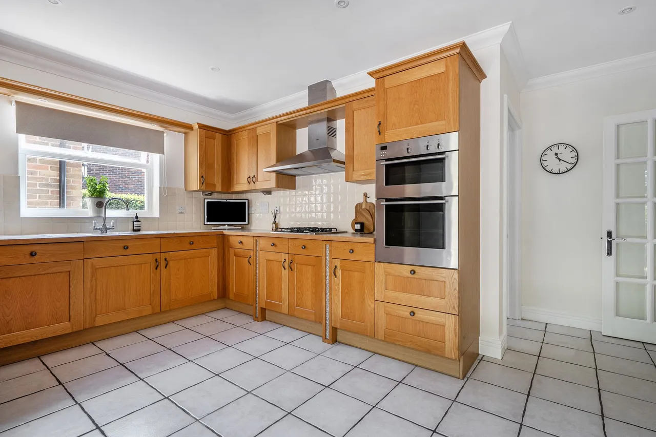 Hurst Park, Midhurst, GU29, photo 10