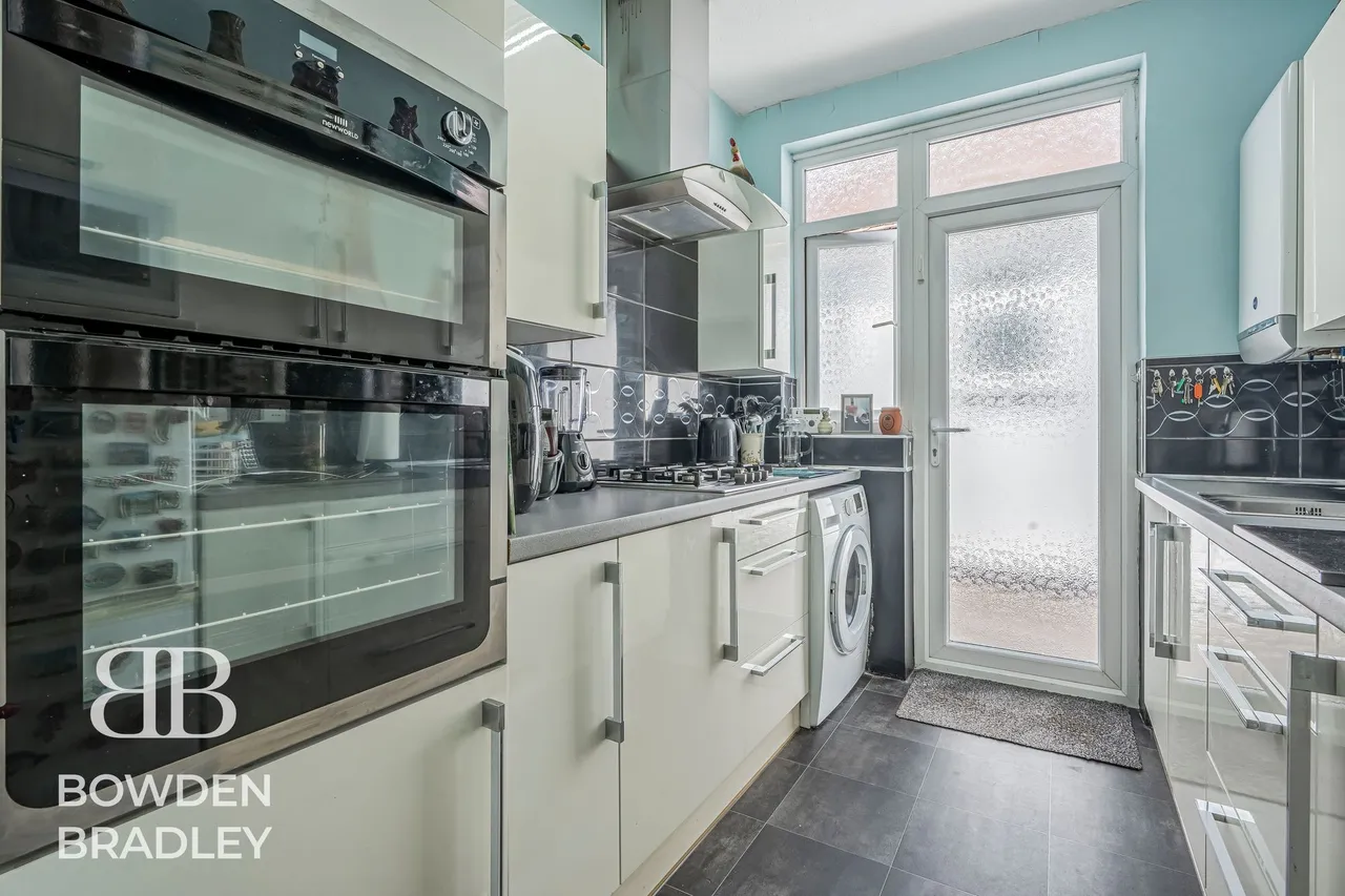 Kelston Road, Barkingside, IG6, photo 6